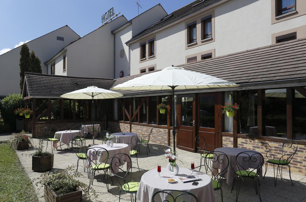 Ikar - Fasthotel Blois Bagian luar foto